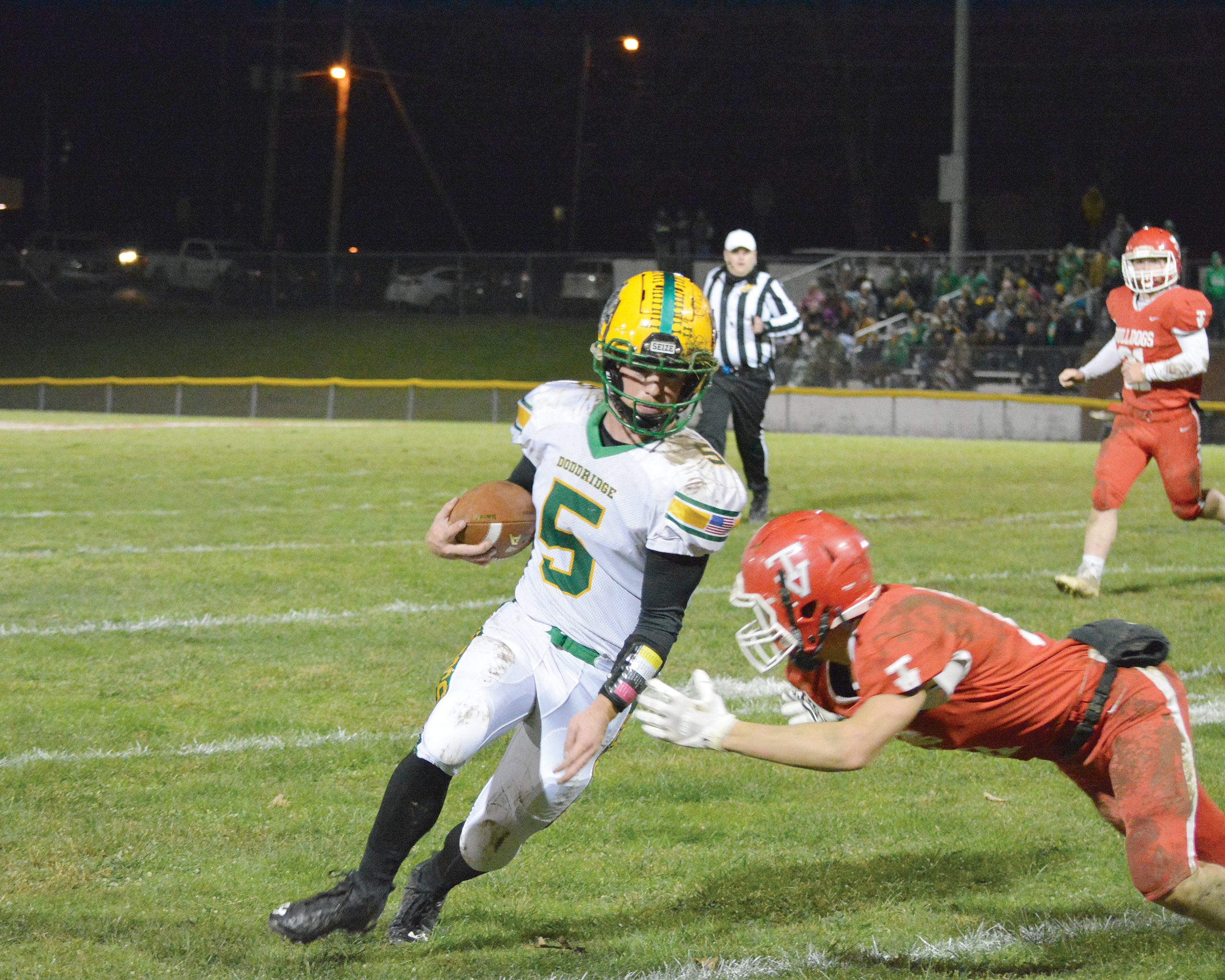 In battle of Bulldogs, No. 2 Doddridge bests Tygarts Valley News